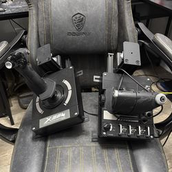 A10 warthog flight sim with deskmount