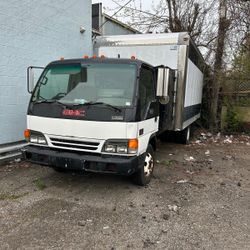 2005 GMC/Isuzu, W4500, Dsl Eng, Auto w/Ramp, w/