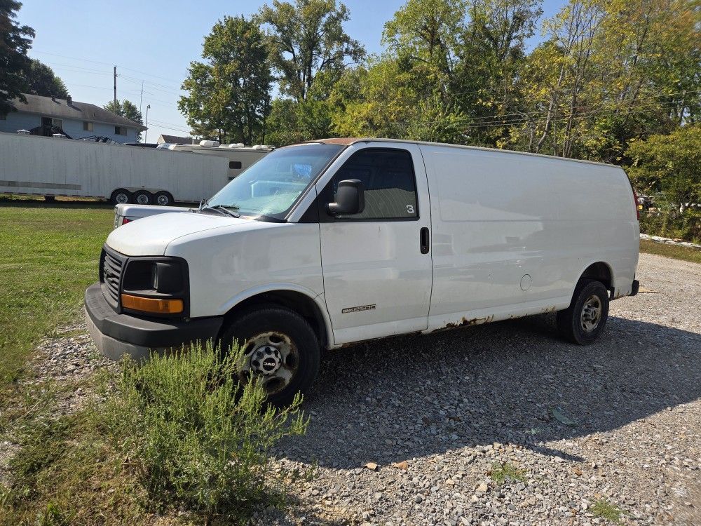 2006 GMC Savana