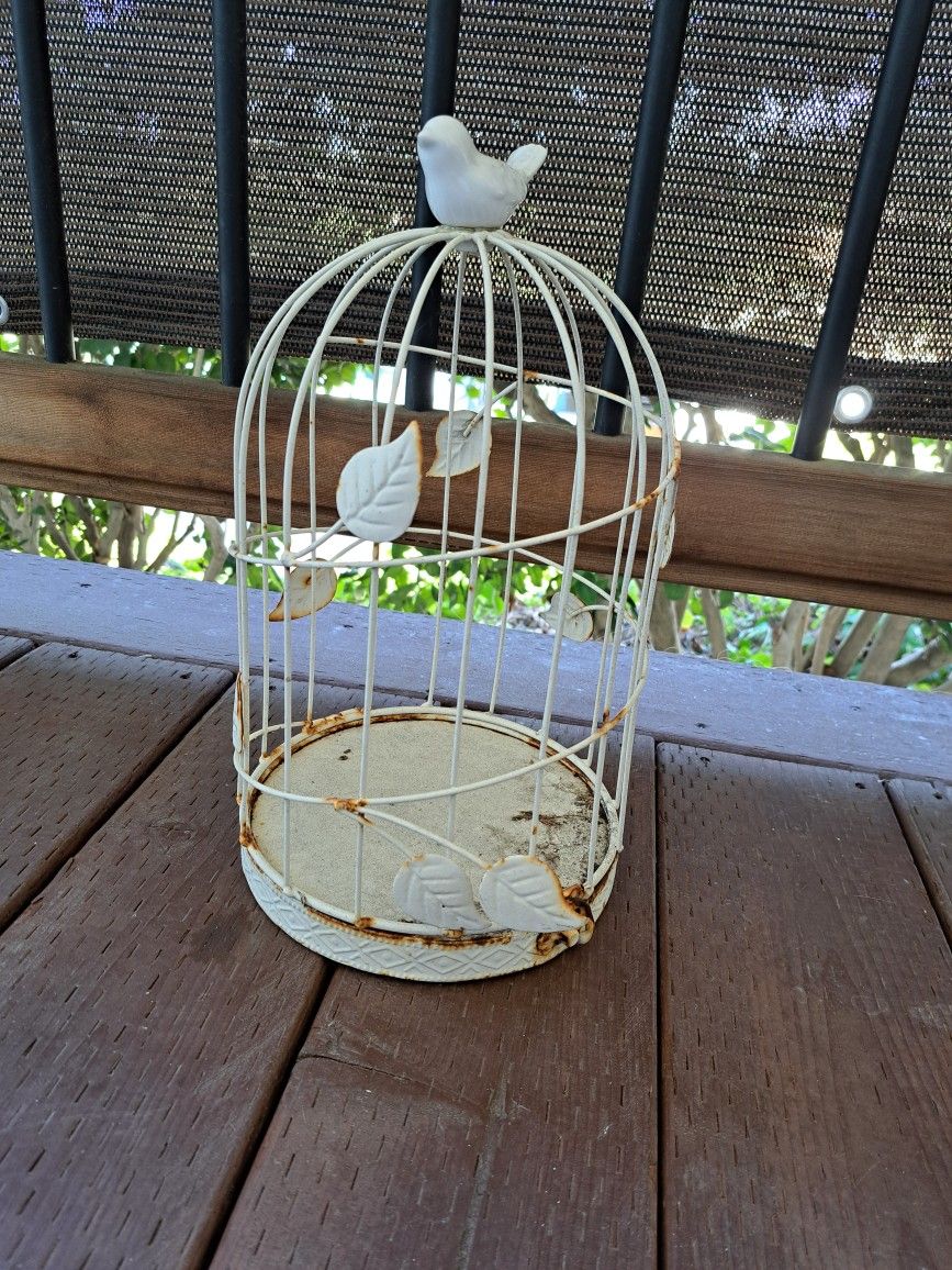 Decor Yard Art - Vintage Birdcage - Sturdy Metal Ceramic Bird