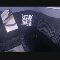 Cozy Couches (2025) 
