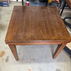 Solid Wood Extendable Table – Slides from 36×36 to 54×36 – 31.5″ Tall