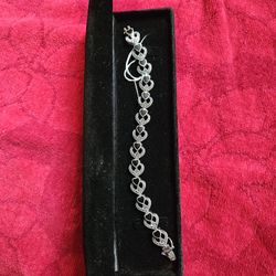 vintage sterling silver bracelet with black onyx and marcasite heart-shaped links