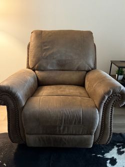 43” Wide Rocker Recliner