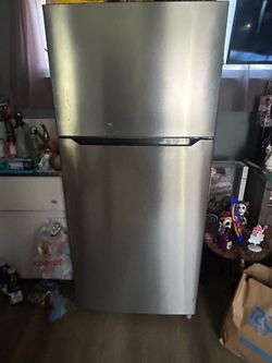 Refrigerator