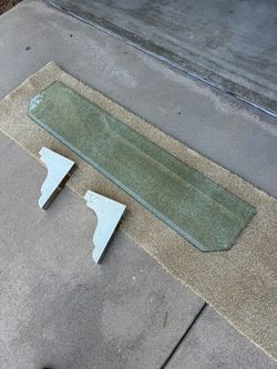 Free Heavy Glass Shelf with Corbels (Carmel Valley)