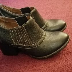 New Borne boots
