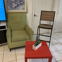 Furniture Set$79 For All 🍀🎁🎈🍁living Room Furniture, Items, House Furniture, Table, Chair, Couch, Frame.