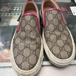 Gucci Shoes 