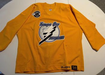Steven Stamkos SIGNED Tampa Bay Lightning Practice Jersey