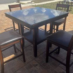 Immaculate High Wood Dinette Set