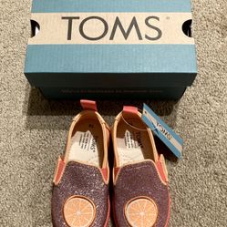 Brand New TOMS Toddler Girl Shoes Size 6
