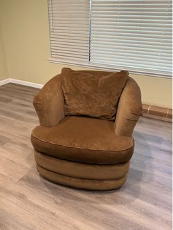 Swivel chair