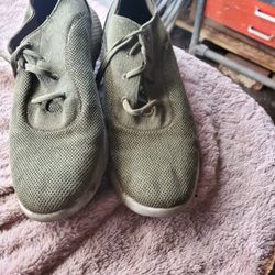 Size 11 Timberlands Tennis Shoes 