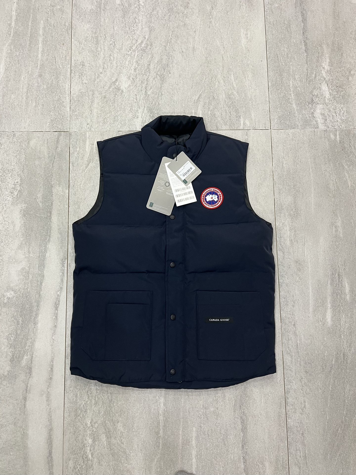 Canada Goose Blue Down Gilet Vest – Men’s Large