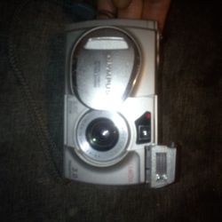 Olympus D-550