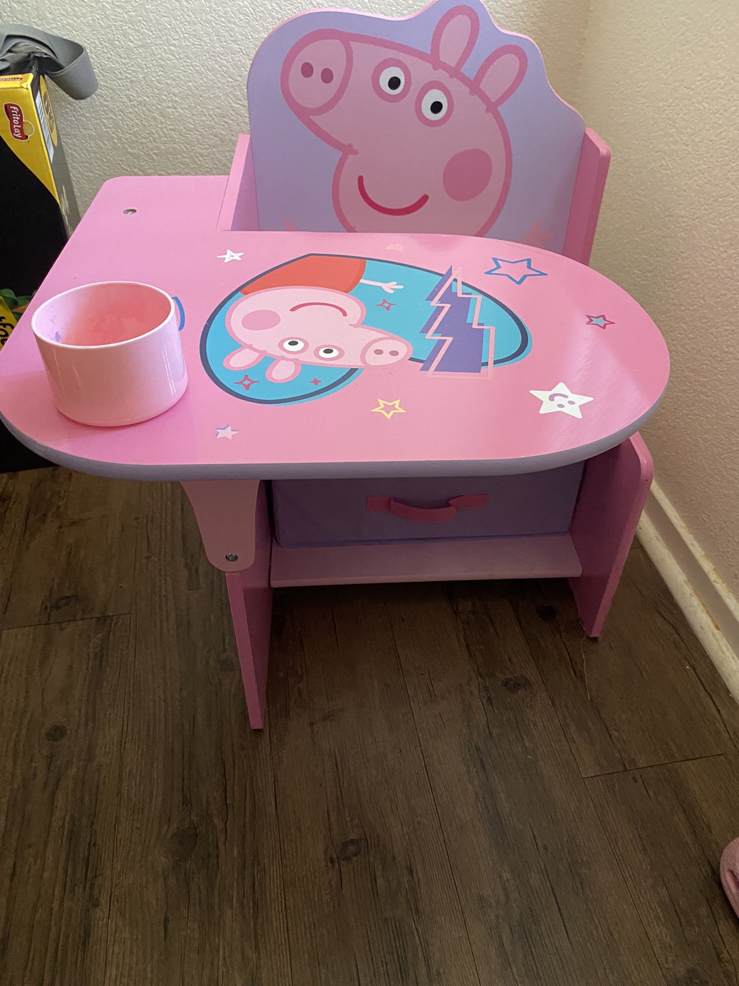 Child’s Peppa Pig Desk