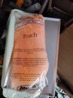 Parradfin wax peach scent