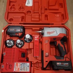 Milwaukee M18 Pex Expansion Kit