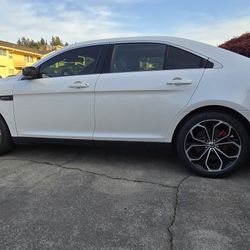 2013 Ford Taurus