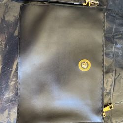 VERSACE MEN HAND BAG-BLACK LEATHER-MEDUSA LOGO-LIKE NEW !!!