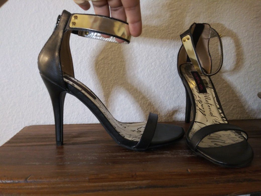 New ankle strap woman heels size 8