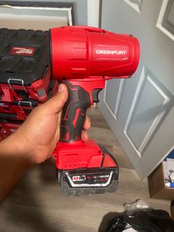 Blower with Milwaukee battery