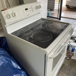 Range & Fridge 