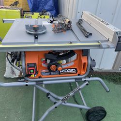 RIDGID 15 Amp 10 in. Portable Corded Pro Jobsite Table Saw with Stand