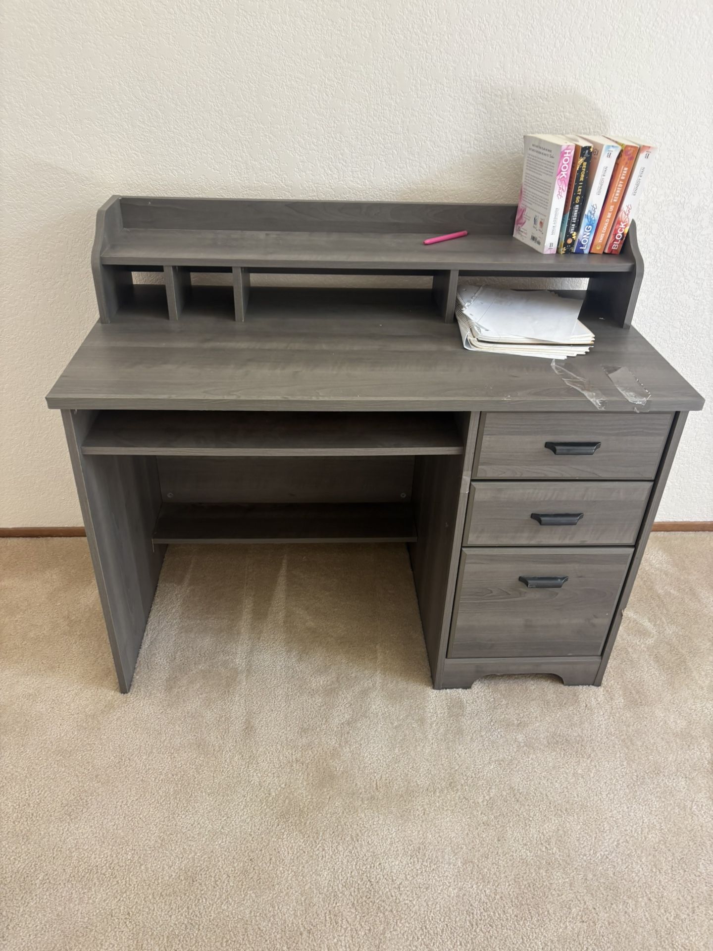 Versa Computer Desk