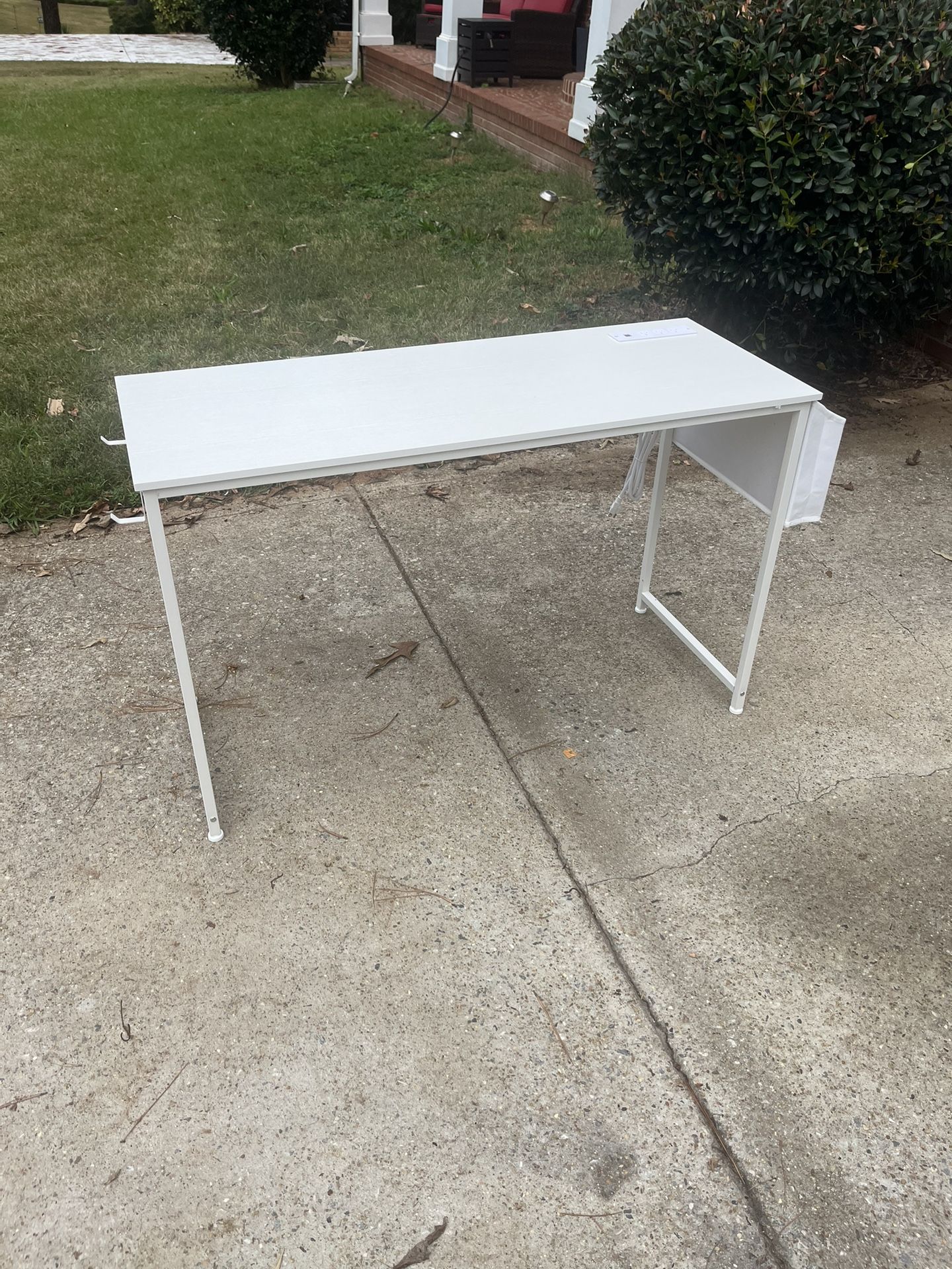 Lufeiya White Computer Desk with Power Outlet, 55 inch Teen Study Table Home Office Work Writing Gaming Desks with Charging Station Outlets Built in, 