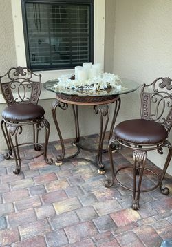 Bistro Table & Stools