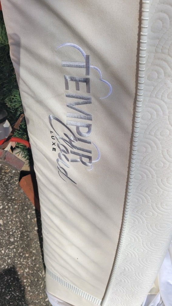 King Size Temperpedic Cloud Luxe