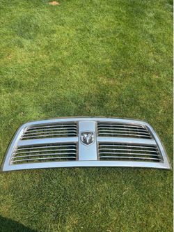 2011 Dodge Ram HD Grill