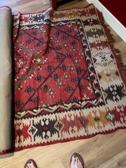 5x8 Native American style area rug