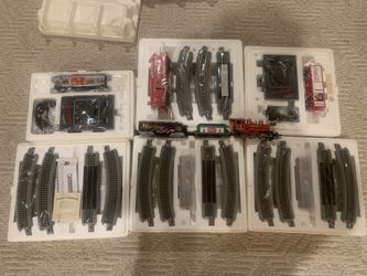 Hawthorne Village Collectors train sets (OFFER A PRICE)