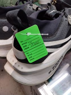 Men's shoes size 12