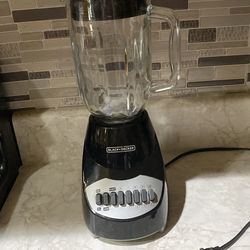 Black & Decker blender. Read description for details and location.