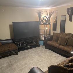 Full Living Room Set , TV Included 