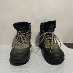 Merrell Snow Waterproof Warm Insulation Women's Boots Size 8.5