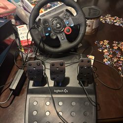 PlayStation Logitech Racing Wheel And Pedals 