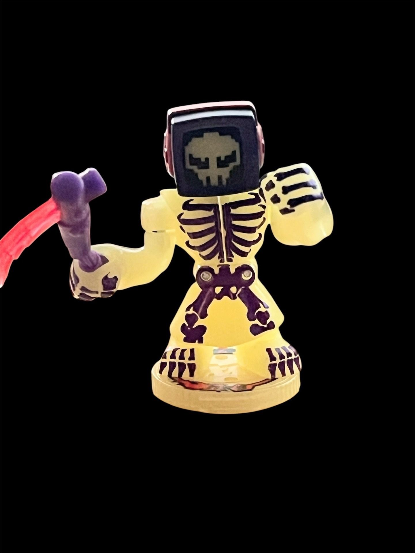 2021 Legends Of Akedo Series 2 ENCODE Glow In The Dark Exclusive Legendary