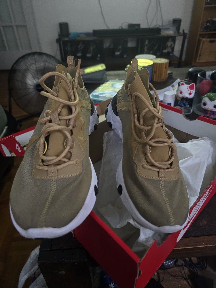 Nike Sneakers