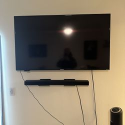 60 inch Roku Element Smart TV 
