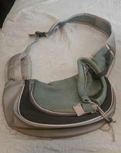 Dog carrier