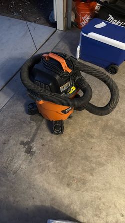RIDGID 14-gallon, 6.0 Peak HP Wet/Dry Shop Vacuum