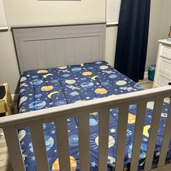 Convertible Grey full size bed/daybed/crib