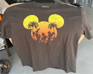 Men’s size XL Disney T shirt