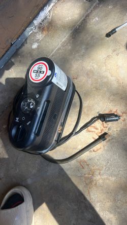 Car air compressor