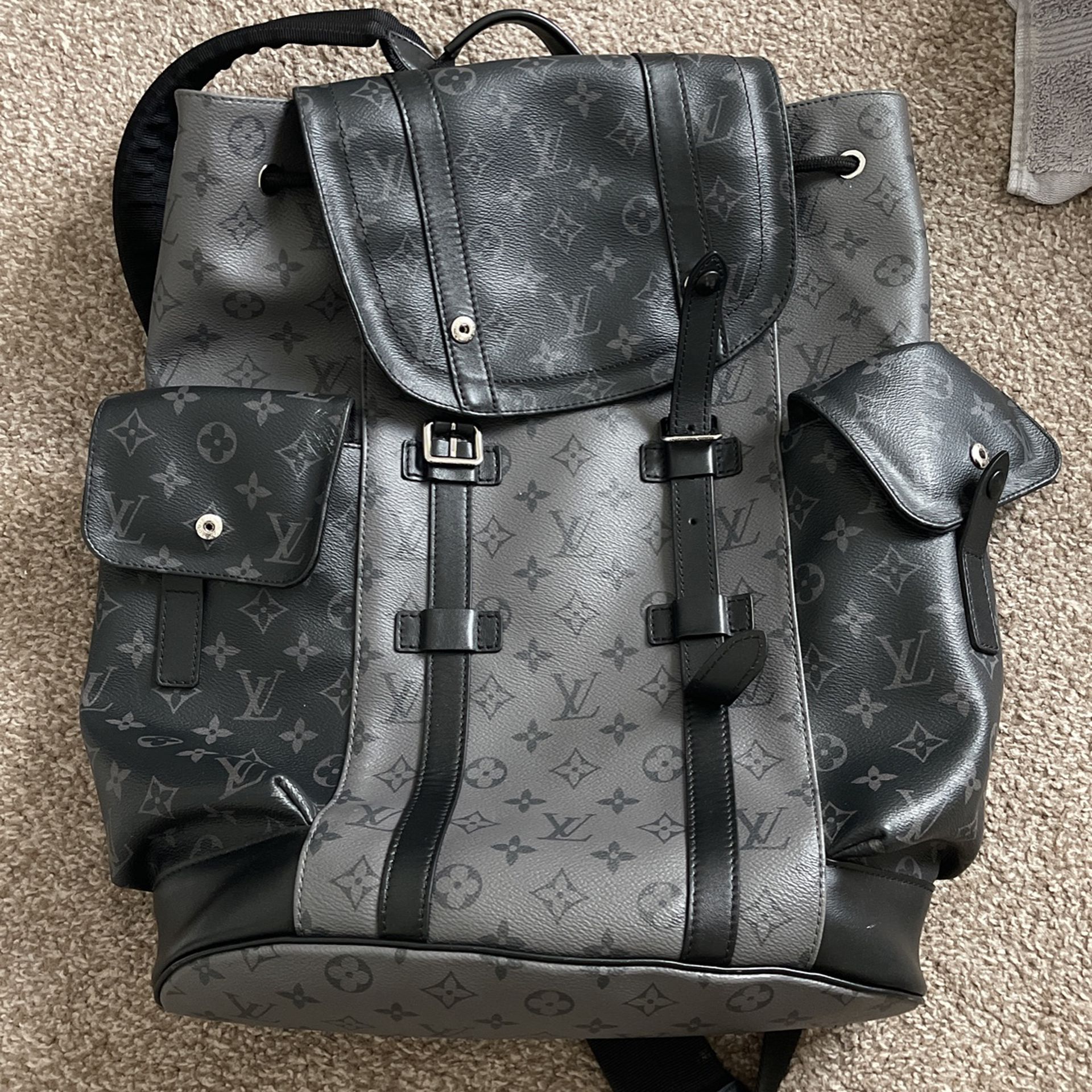 Louis Vuitton Book Bag for Sale in Aloma, FL - OfferUp